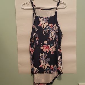 6/$20 Blue floral tank